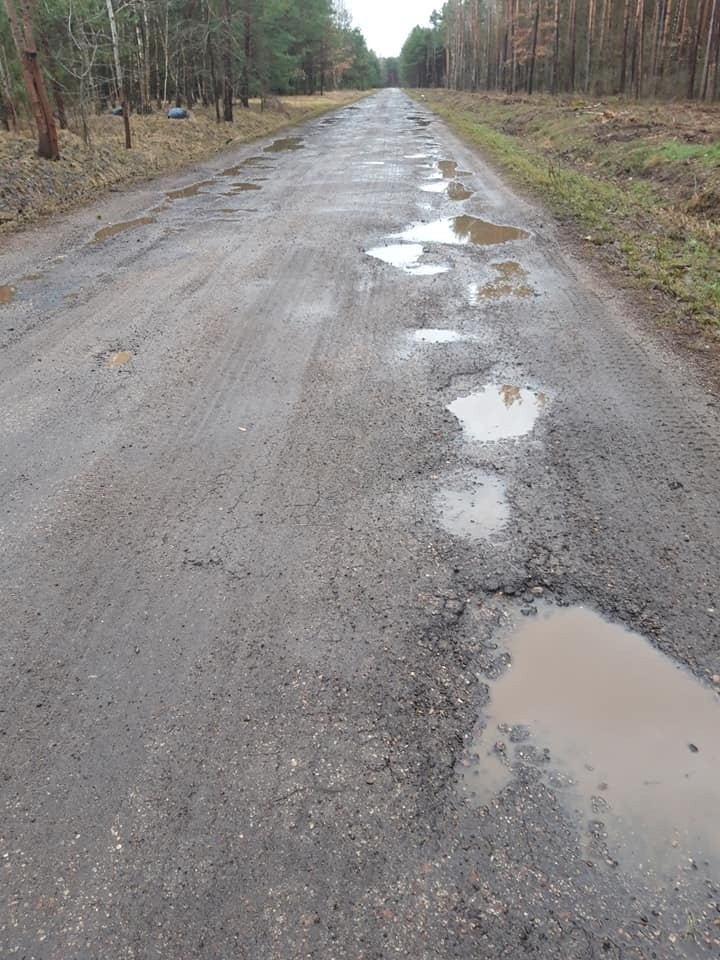 Droga w Gąsiorowie z dofinansowaniem z Rządowego Funduszu Rozwoju Dróg. Latem rozpocznie się remont drogi powiatowej