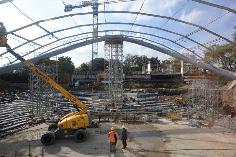 Amfiteatr w Opolu
 - trwa przebudowa. Aktualne zdjecia.