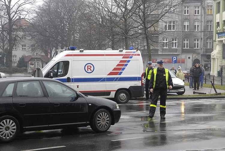 Na skrzyzowaniu ulic Anny Lajming i Tuwima doszlo do groLnej...