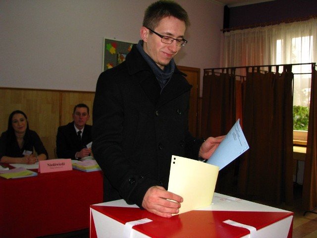 Na udział w wyborach w Dębowej Łące zdecydował się Łukasz Dembowski