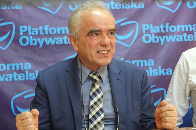 Poseł Tadeusz Jarmuziewicz przegrał z Wiśniewskim w ostatnich wyborach prezydenckich.