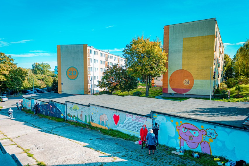 Mural, który ciągle się zmienia, jest na Witominie. Stworzyli go mieszkańcy! Zobacz zdjęcia