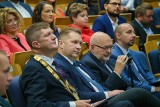 Nowy Sącz. WSB-NLU zainaugurowała nowy rok akademicki z ministrem Przemysławem Czarnkiem i rekordową liczbą studentów 