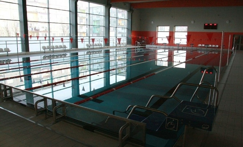 Pływalnia miejska Kasztelanka jest obiektem sportowo -...