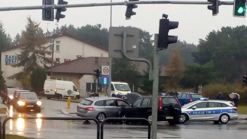 Wypadek na skrzyżowaniu Andersa i Kleberga w Bydgoszczy.