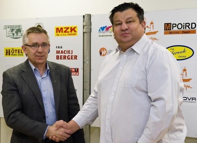 Romuald Szukiełowicz (z lewej) i Jerzy Woźniak stworzyli całkiem niezły zespół w Żaganiu. Czy ten drugi zdoła dogadać się z miastem i równie udanie współpracować z burmistrzem?
