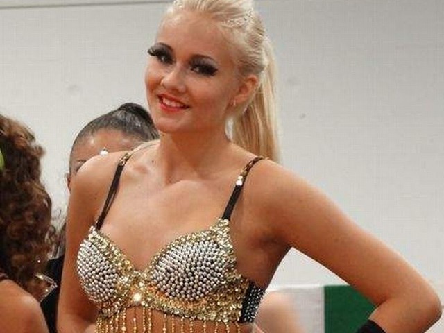 Piękna i złota Wiktoria Salwa ze Studia Tańca Candela w Kielcach. W Grazu zdobyła aż dwa mistrzowskie tytuły!