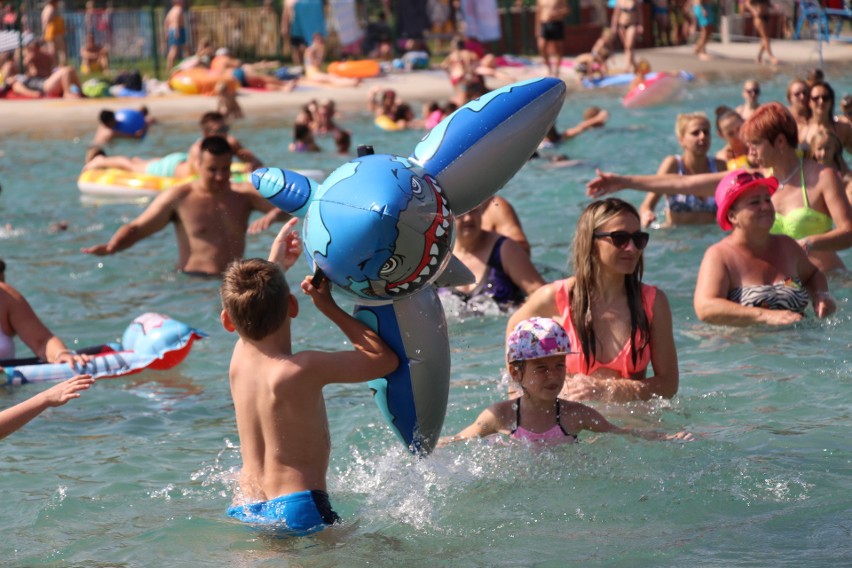 Aqua aerobik i inne atrakcje Kąpieliska Leśnego w Gliwicach ZDJĘCIA