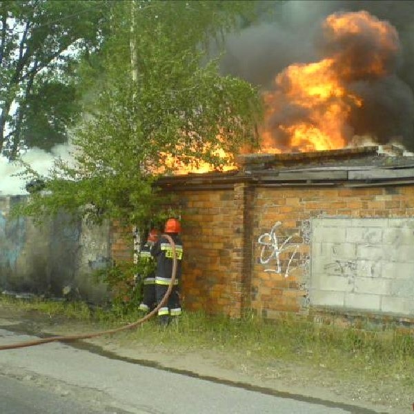 Bydgoszcz. Pożar przy Hutniczej