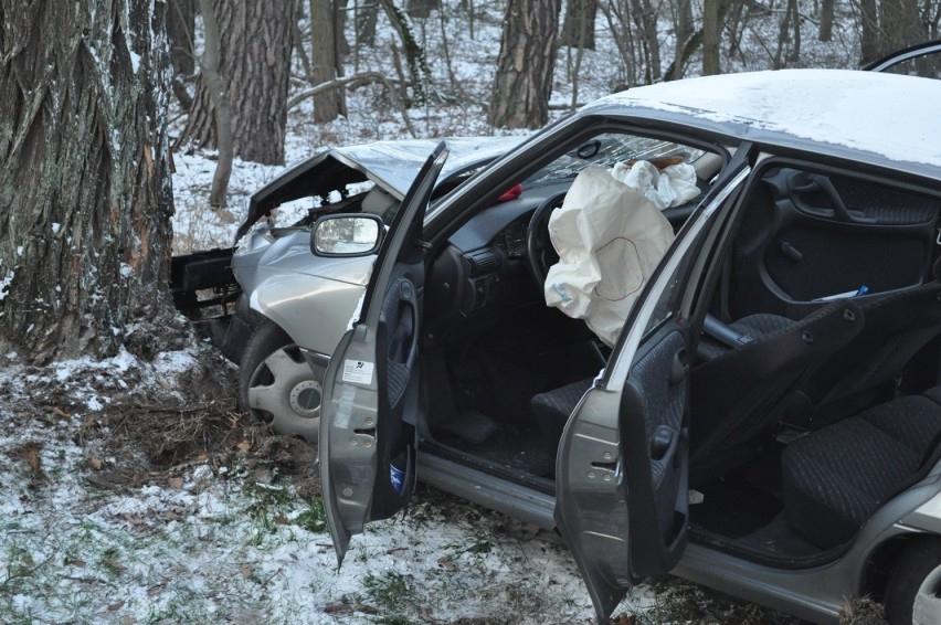 Wypadek w Chrząstowie. Cztery osoby trafiły do szpitala