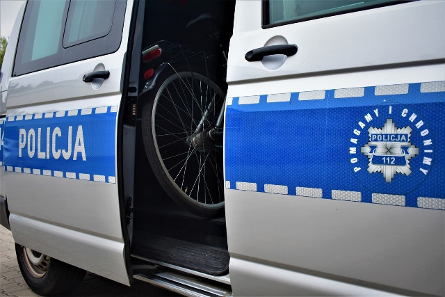 Pijany rowerzysta miał 2,5 promila alkoholu. Jechał na kradzionym rowerze