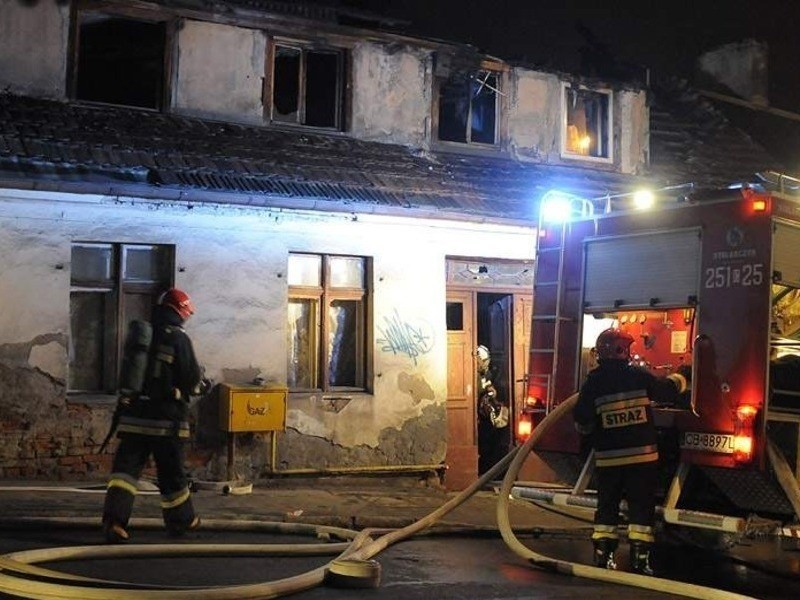 gasiło pożar przy ul. Podgórnej w Bydgoszczy