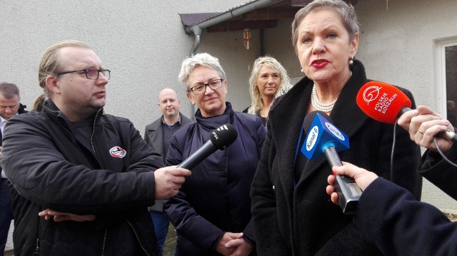 W poniedziałek kamerami Krystyna Danilecka-Wojewódzka, prezydent Słupska wyjaśniła, dlaczego zdecydowała się na podwyżkę opłat za przedłużenie grobu na słupskich cmentarzach.