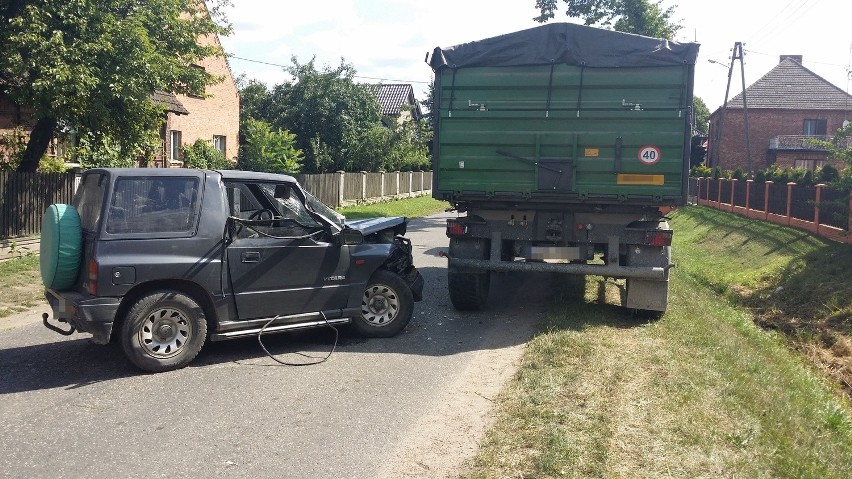 Wjechał autem w przyczepę i zasnął. Miał 3,5 promila! [zdjęcia]