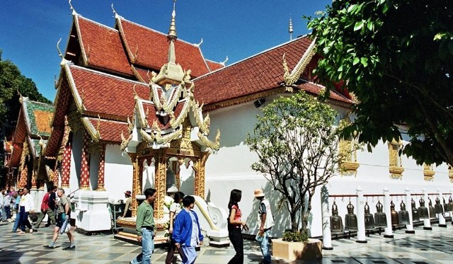 Największą popularnością w czasie ferii cieszyć się będzie Tajlandia