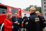 Premier Mateusz Morawiecki w Rudzie Śląskiej spotkał się ze strażakami na terenie budowy strażnicy PSP