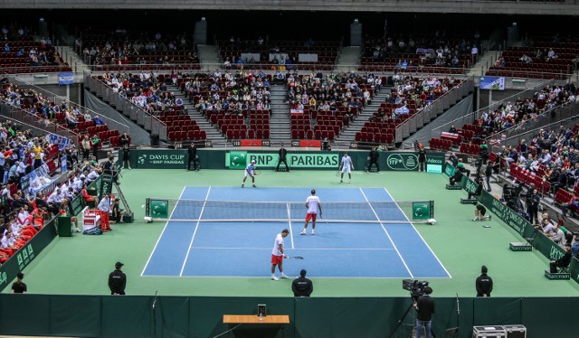 05.03.2016  gdanskergo arena - hala widowiskowo sportowadavis cup bnp paribas - i runda grupy swiatowej polska - argentyna mecz : lukasz kubot , marcin matkowski vs carlos berlocq , renzo olivon/z  widok na kortfot. karolina misztal/polska press dziennik baltycki