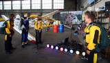 Szczecin: Nastoletni spadochroniarze w nietypowej roli