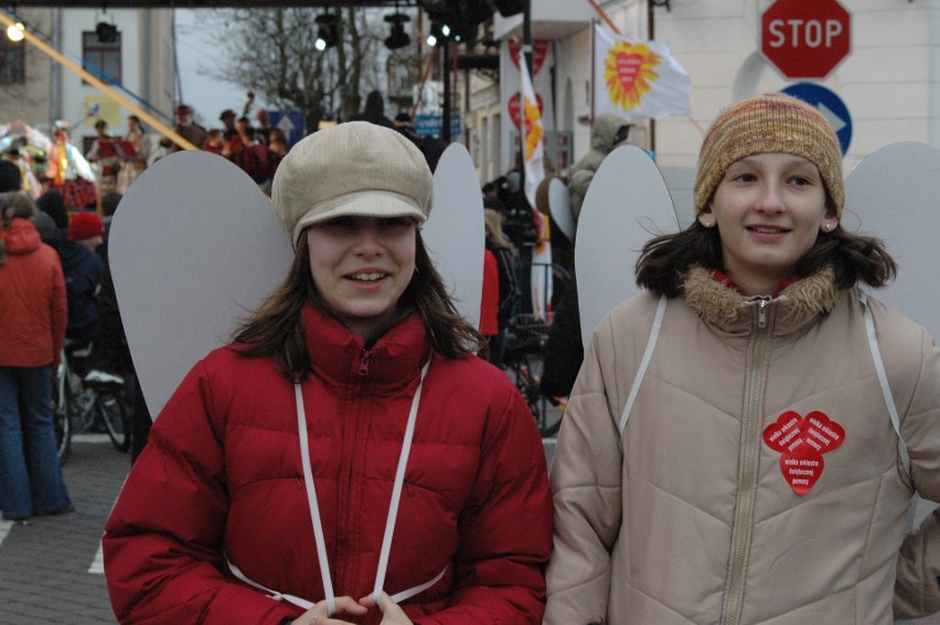 Ostrołęka. Wielka Orkiestra Świątecznej Pomocy. Tak było w 2005 roku. To był największy finał w historii ostrołęckiego WOŚP [ZDJĘCIA]