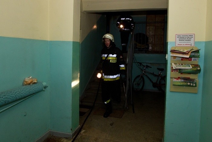 W Kołobrzegu spłonęło mieszkanie przy ul. Grochowskiej.