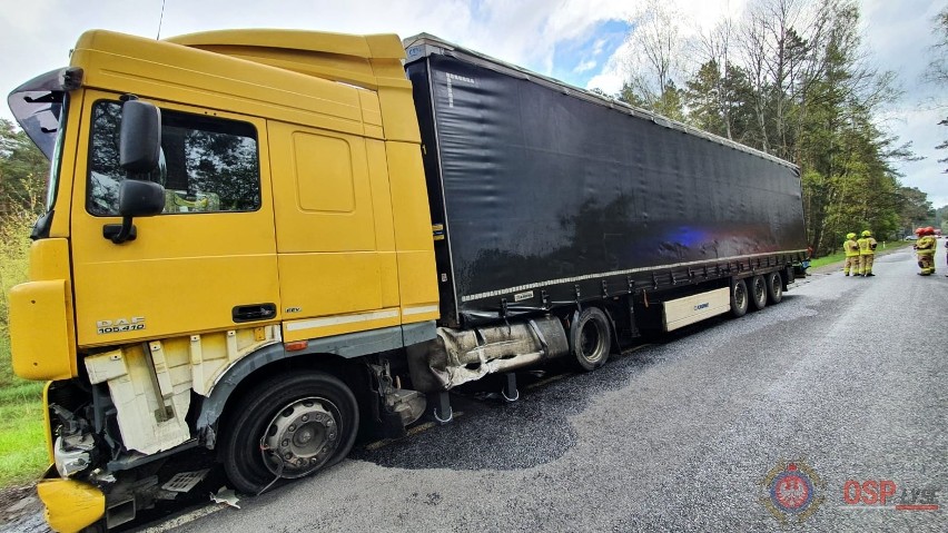 Wypadek w Pupkowiźnie, 8.05.2021. Zderzenie osobówki z ciężarówką. Zdjęcia