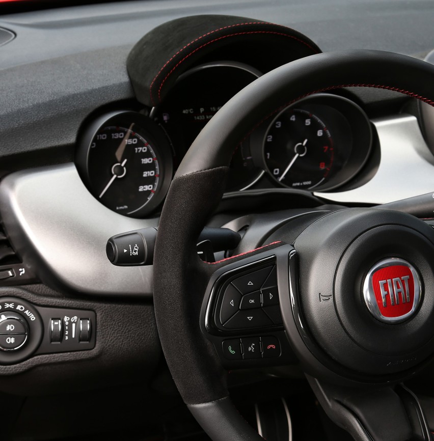 Fiat 500X jest obecny na rynku od 5 lat. Aby wprowadzić...