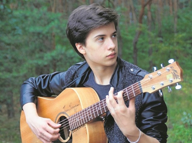 Marcin Patrzałek ma zaledwie 16 lat, ale już za wielu uznawany jest za znakomitego muzyka. W październiku premiera pierwszej płyty gitarzysty.