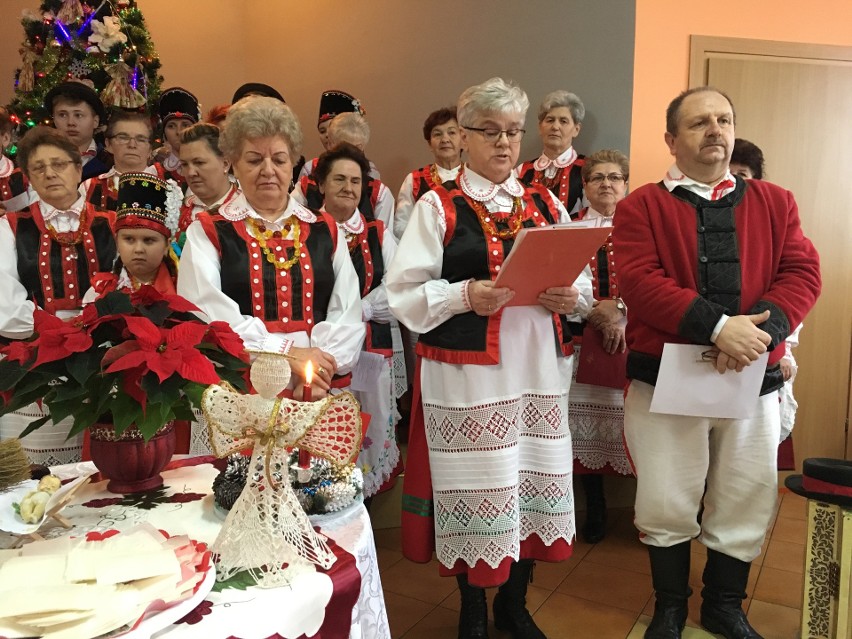 Wigilijne spotkanie mieszkańców Lipnik [ZDJĘCIA, WIDEO]