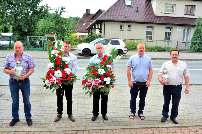 W Starachowicach uczcili pamięć ofiar rzezi wołyńskiej [ZDJĘCIA]
