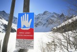 Zagrożenie lawinowe w Tatrach: zamknięto popularne trasy wędrówek w TPN. Wybierasz się w góry? Sprawdź koniecznie