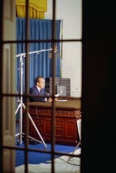 Nixon podczas telewizyjnego wywiadu, w którym przyznał się...