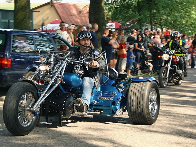 Parada motocykli w Łasinie