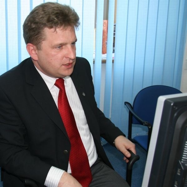 Prezydent Ostrowca w redakcji Echa Dnia odpowiadał na pytania internautów.