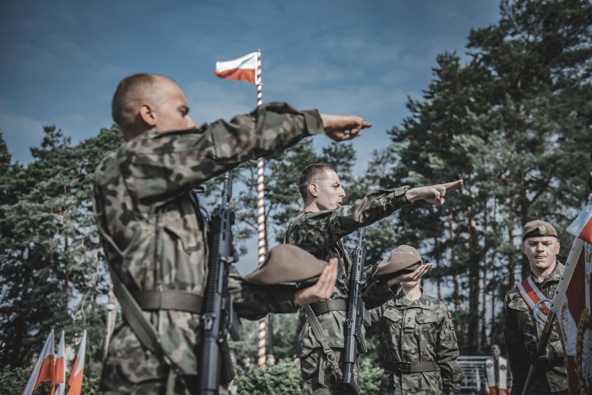 Podkarpaccy terytorialsi przysięgali w Nowej Dębie [ZDJĘCIA]