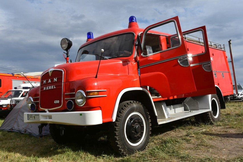 XI Zlot Pojazdów Pożarniczych - Fire Truck Show w...