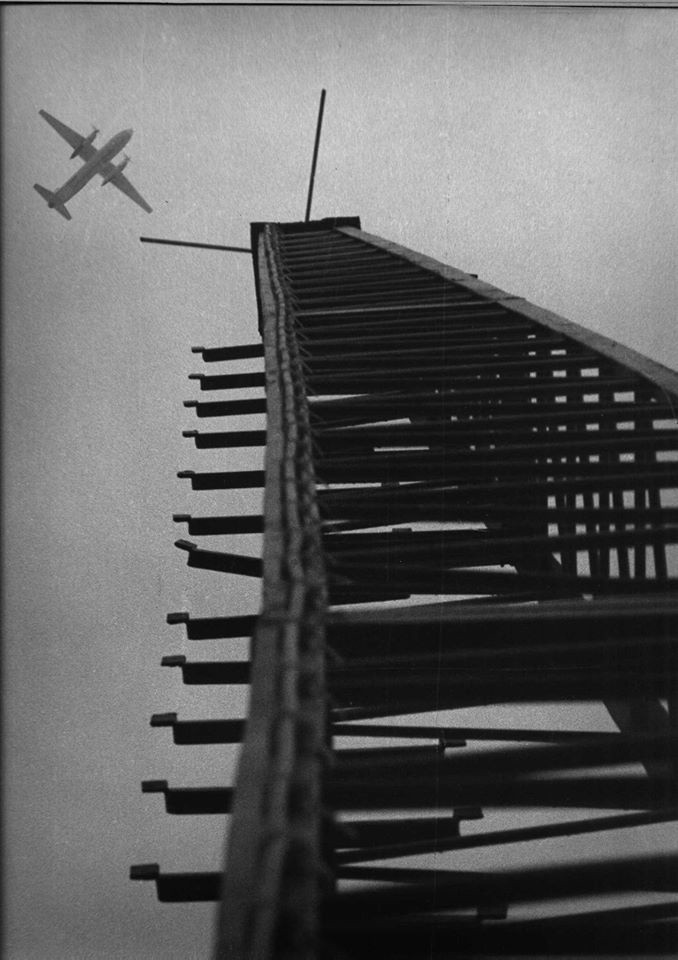 Stare fotografie z Miastka z lat 1975-1983. Maszt z anteną...