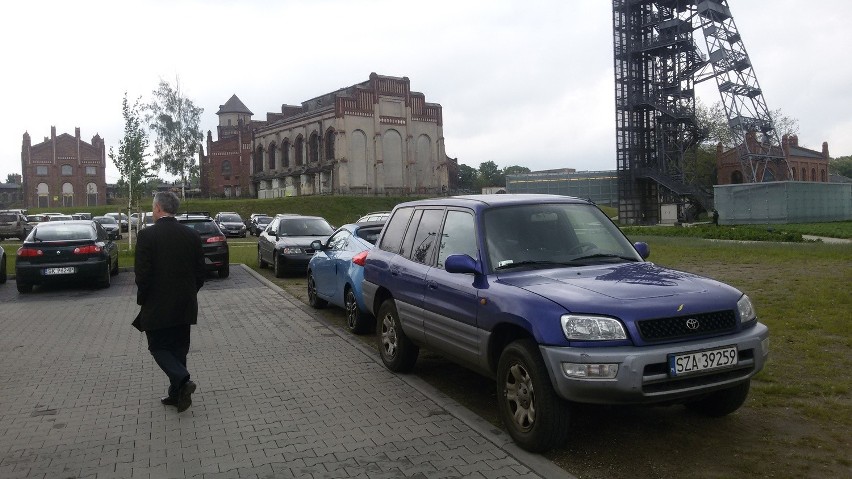 Parking w czasie Europejskiego Kongresu Gospodarczego zajęty