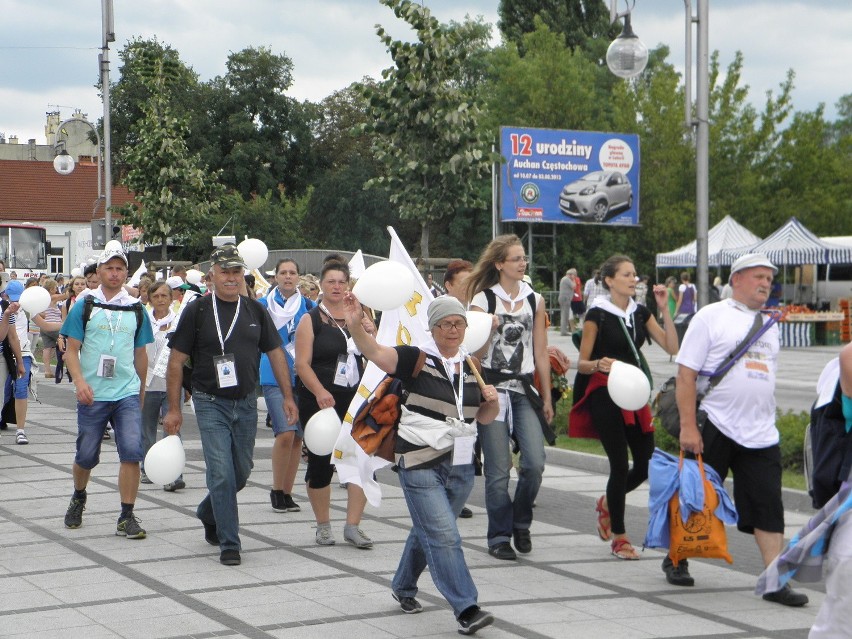 Pielgrzymka sosnowiecka jest już na Jasnej Górze [ZDJĘCIA]