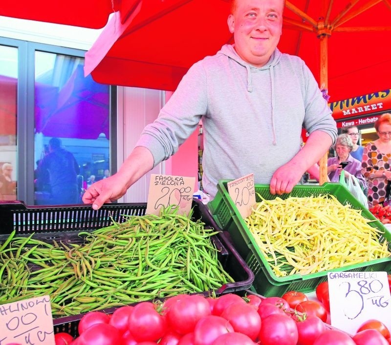 Młoda fasolka  na razie dość droga -  po 20 zł za kilogram.