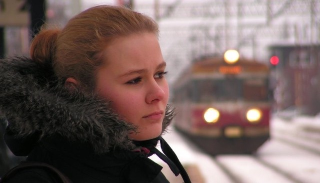 - Czasami zastanawiam się, czy nie pojechać autobusem &#8211; mówi Ania, która pociągiem dojeżdża na studia