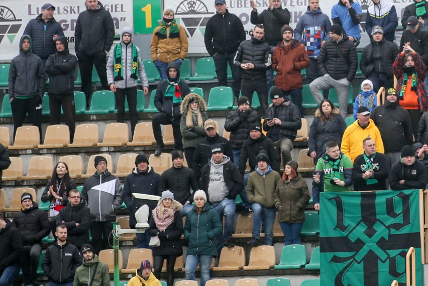 Kibice na meczu Górnik Łęczna - Widzew Łódź. Zobacz zdjęcia z trybun