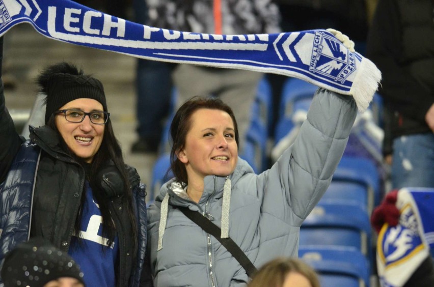 Sobotni mecz Lecha z Rakowem oglądało na stadionie przy...