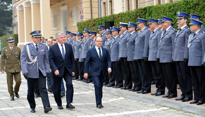 Nowi policjanci zasilili szeregi lubelskiej policji (ZDJĘCIA, WIDEO)