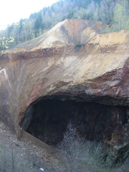 Najwieksze zapadlisko górnicze w Zlatych Horach - Żebraczka