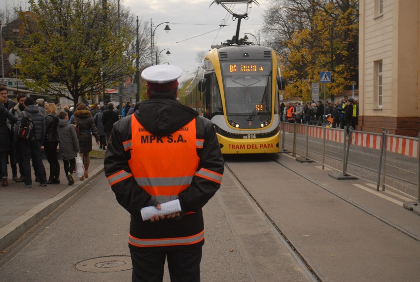 Wszystkich Świętych 2018 w Małopolsce. Raport z dróg i...