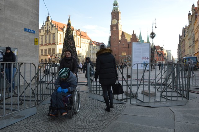 Na Rynek w Sylwestra od godz. 13 do 18:30 w ogóle nie wejdziemy