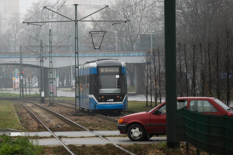 Kraków. Weekend bez tramwajów na alei Pokoju. Szykują się też inne utrudnienia dla pasażerów i kierowców