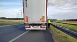 Kompletnie pijany kierowca ciężarówki jechał A4 w kierunku Katowic. Doszło do ujęcia obywatelskiego [ZDJĘCIA]