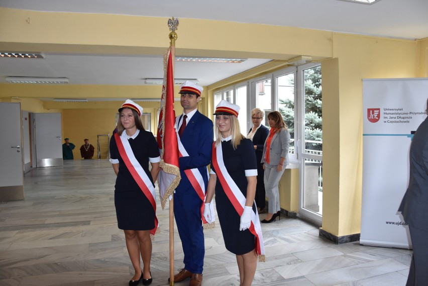 Historyczna inauguracja roku akademickiego na uniwersytecie w Częstochowie ZDJĘCIA