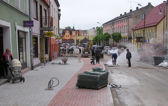 Prace przy przebudowie ulicy Wojska Polskiego potrwają do 15 czerwca. 